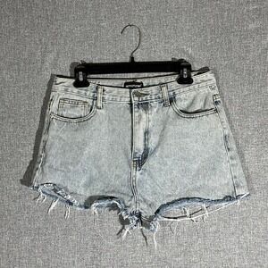 Light blue acid wash Pretty Little Thing denim shorts
